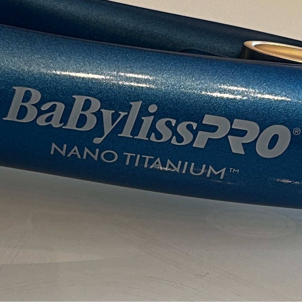 BaBylissPRO Nano Titanium Styling Tool - Metallic Blue - Picture 8 of 16